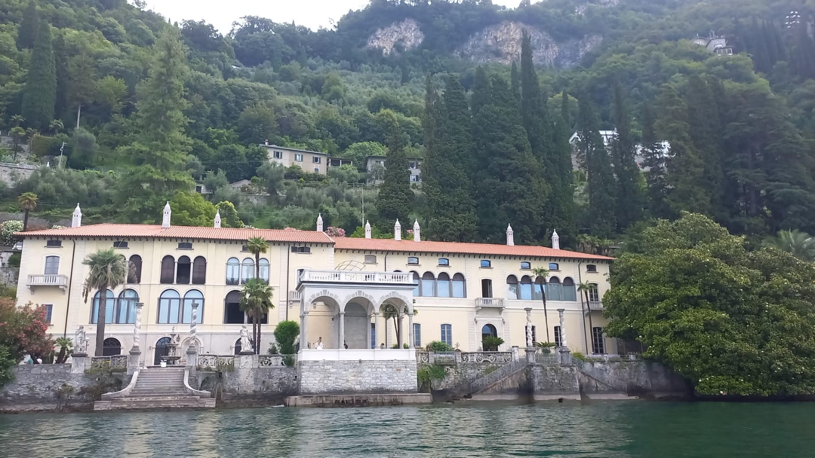 Villa Monastero a Varenna: mostra Donne di fiori – Gerardo Bianchi (Monza 1845-1922), pittore fotografo
